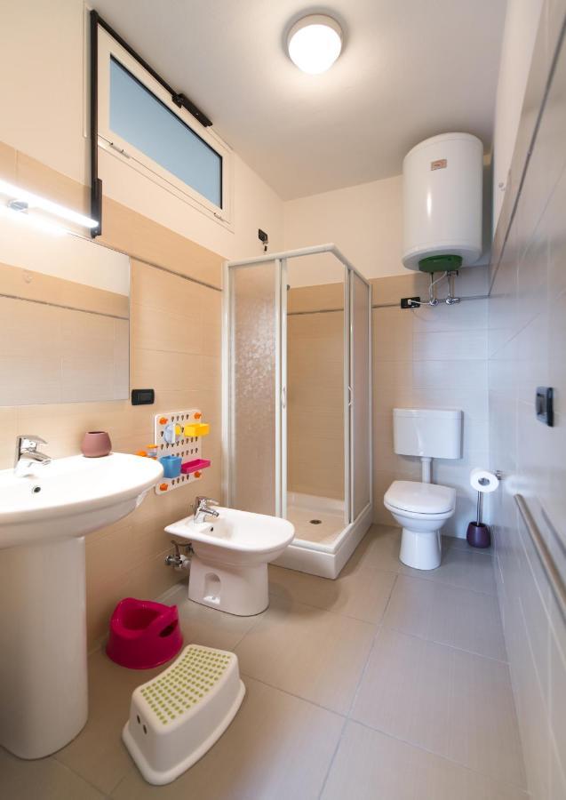 Babyaccommodation Family Comfort Ll Pietra Ligure Exterior foto