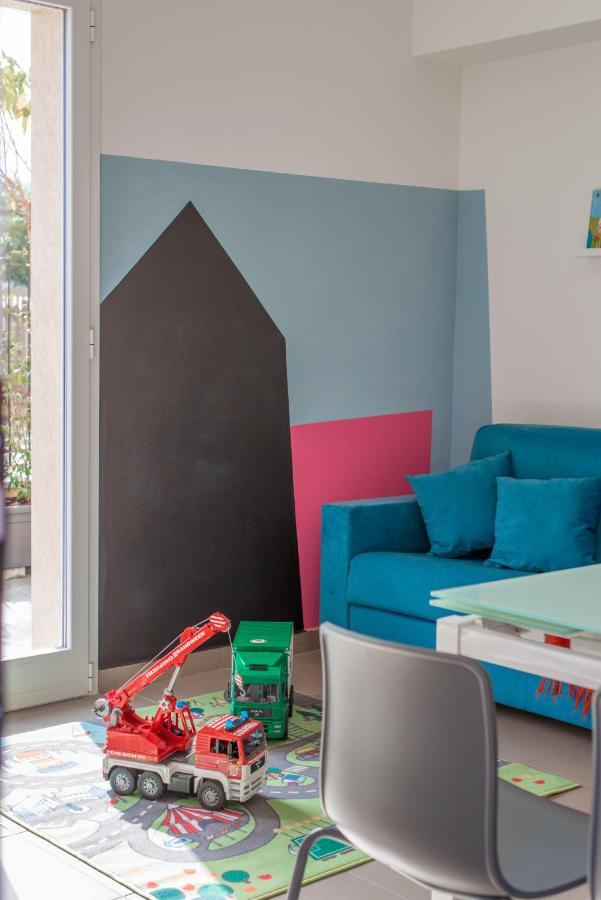 Babyaccommodation Family Comfort Ll Pietra Ligure Exterior foto